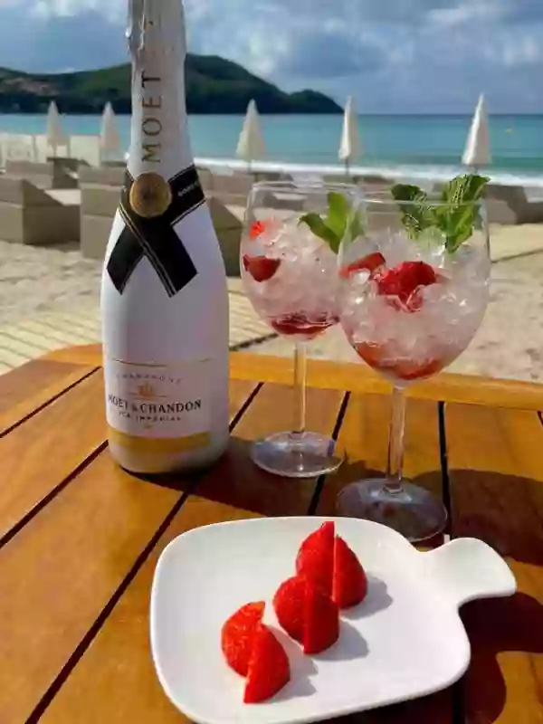 Le 10 Plage - Restaurant Saint-Cyr-sur-Mer - bon restaurant SAINT-CYR-SUR-MER