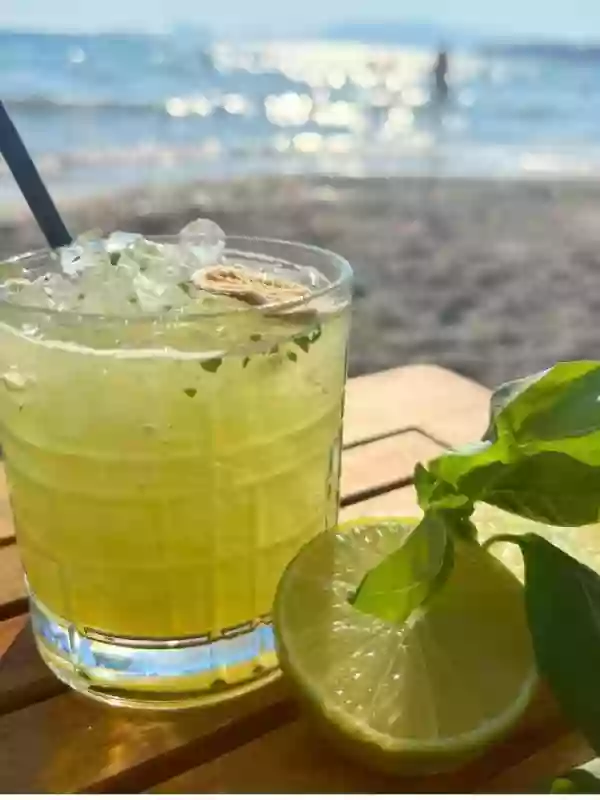 Le 10 Plage - Restaurant Saint-Cyr-sur-Mer - les meilleurs restaurant de SAINT-CYR-SUR-MER
